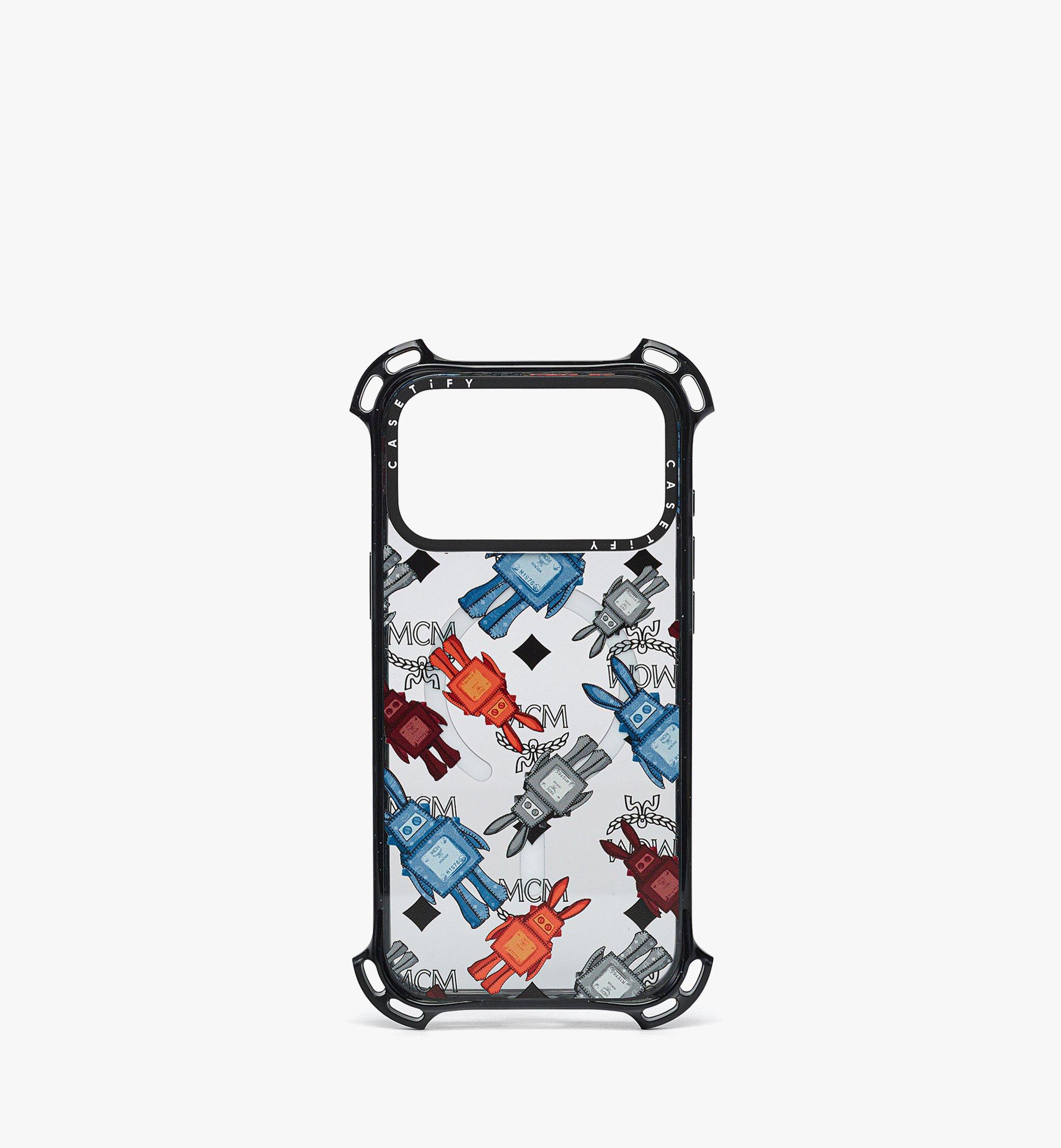 Coque pour iPhone 17 Pro Max monogrammée Rabot rebondissante MCM X CASETiFY 1